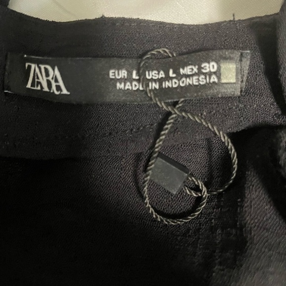 NWOT Zara belted wide leg jumpsuit in black. Size Large - Picture 10 of 12